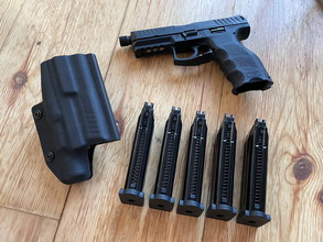 Afbeelding van Umarex VP9 Tactical - 5mags - Kydex holster