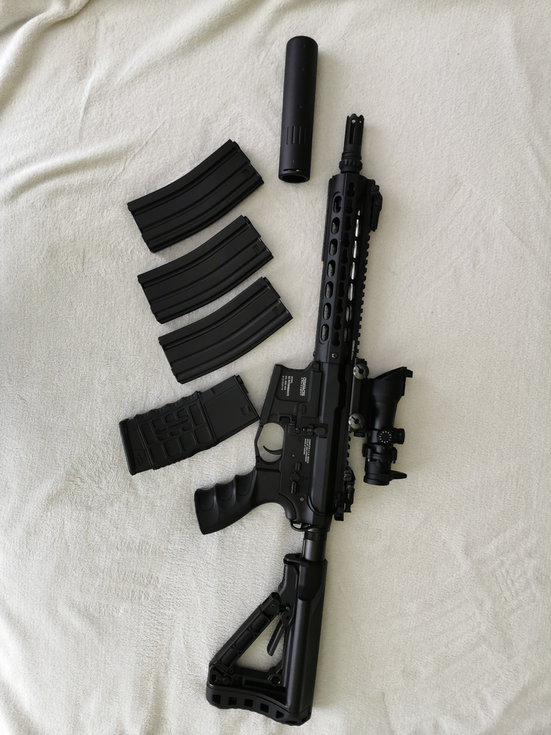 Imagen 1 de g&g armament m4 met suppressor