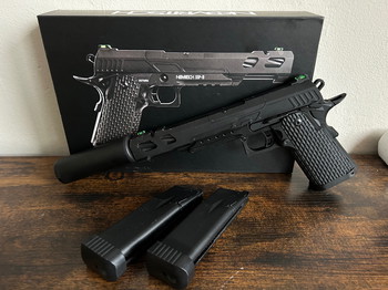 Image 2 for SSP 5 met 2 mags en silencer