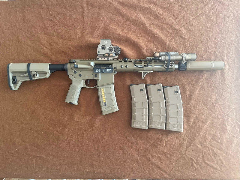 Image 1 pour Double Eagle Noveske N4 GBBR TAN Devgru
