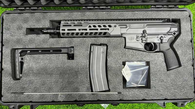 Afbeelding 1 van SALVO PRECISION - MCX Spear LT CSAW 10.5 GBBR in GREY - STEEL BOLT - MARKINGS