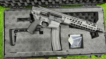 Afbeelding 4 van SALVO PRECISION - MCX Spear LT CSAW 10.5 GBBR in GREY - STEEL BOLT - MARKINGS