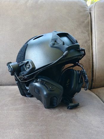 Imagen 2 de Fast Helmet met Earmor headset