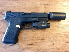 Imagen para SAI BLU Compact with 2 mags , silencer , and light