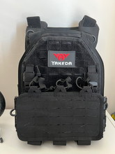 Image pour Yakeda Plate Carrier - Black