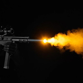 Imagen 3 de Martina Smokey Wolf Fire & Flash Imitatie