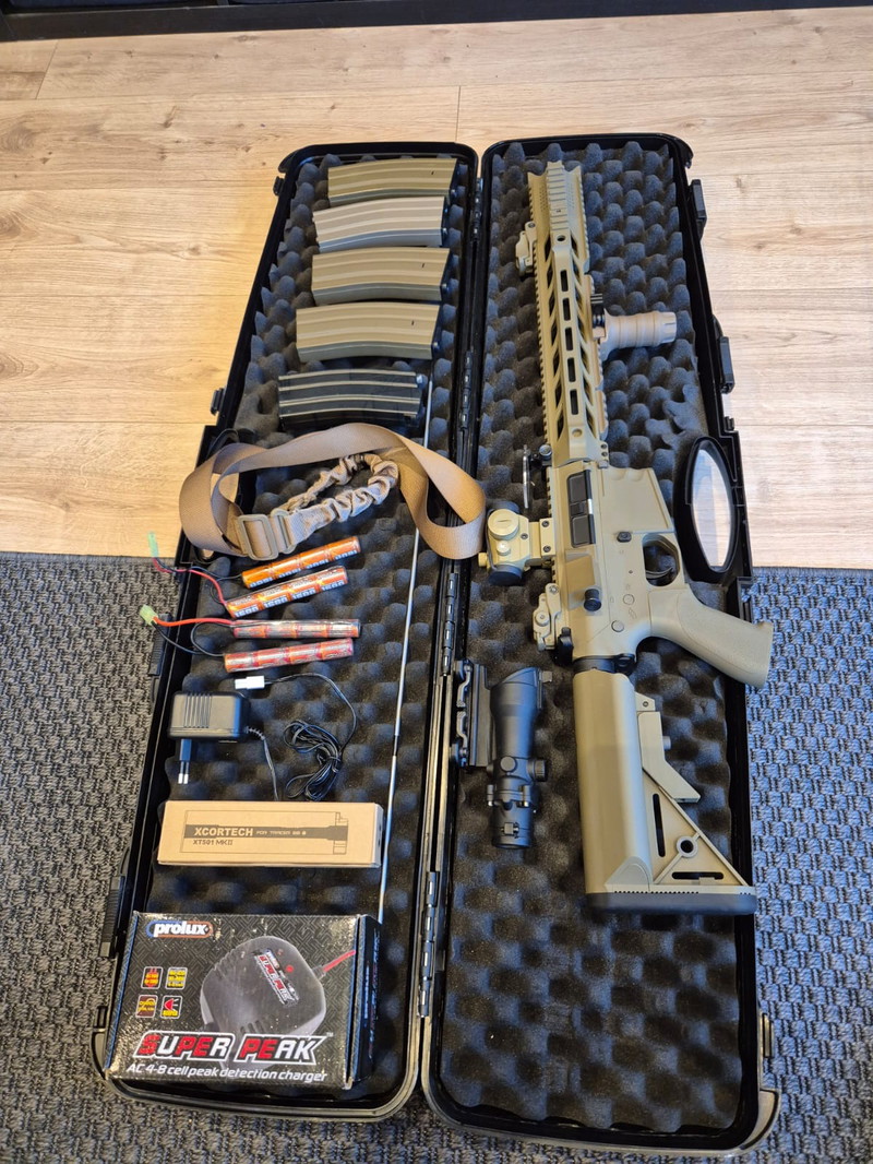 Image 1 pour Lancer TActical-25 G2 M4 SPR + 4 mags + 2 scopes