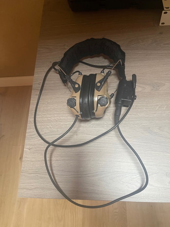 Image 2 for Earmor headset met PTT