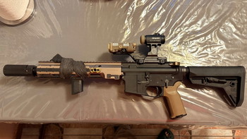 Afbeelding 2 van Tokyo Marui URGI 11.5 GBBR  Full Build  NPAS Nieuwstaat
