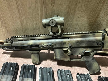 Bild 2 für FN SCAR-L GBBR + 7 Magazines