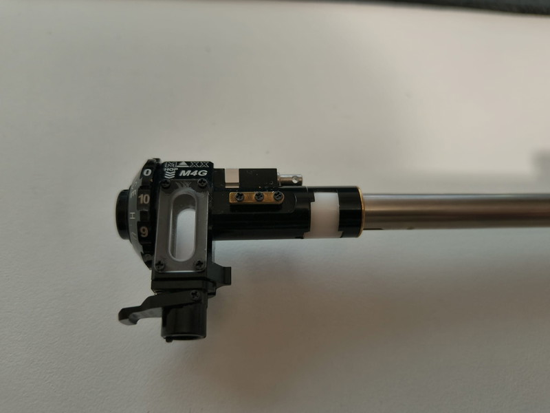 Image 1 pour Maxx M4G Hopup chamber + Maple Leaf 6.04 Crazy Jet 370mm inner barrle