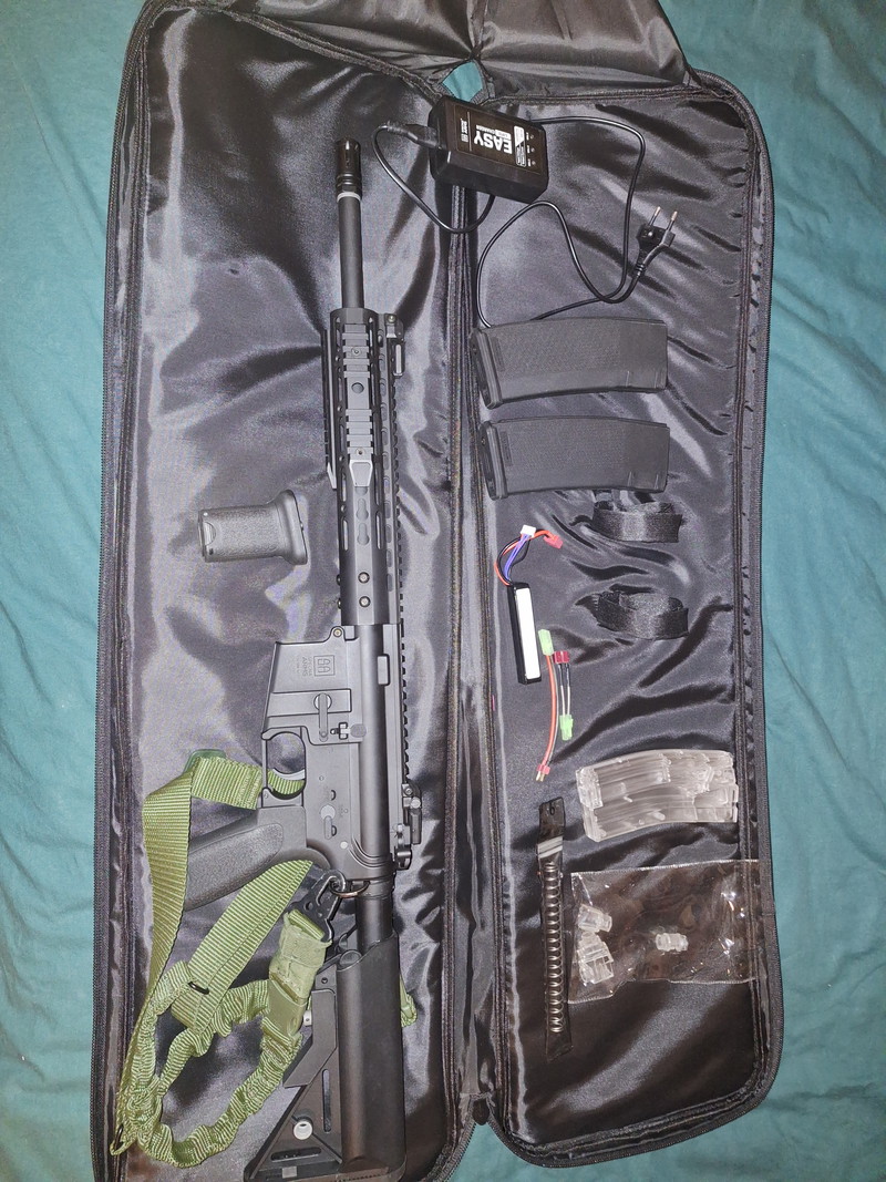 Image 1 for SA-E09 Edge Replica met draagtas en accessoires