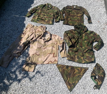 Image 3 pour LOT M4 met gear en kleding!