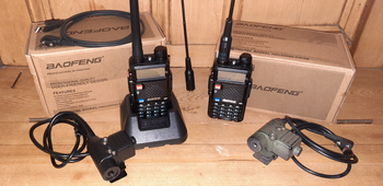 Afbeelding 3 van 2x Baofeng UV-5R nieuw