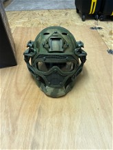 Afbeelding van Tactical helmet in camokleur