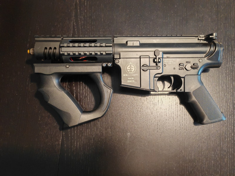 Bild 1 für ICS AEG M4 short muzzle ideal for CQB with box