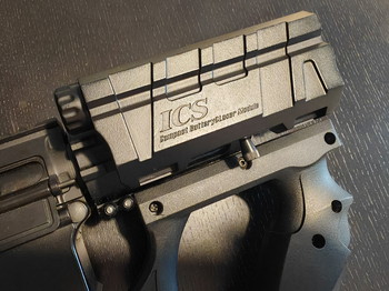 Image 2 pour ICS AEG M4 short muzzle ideal for CQB with box