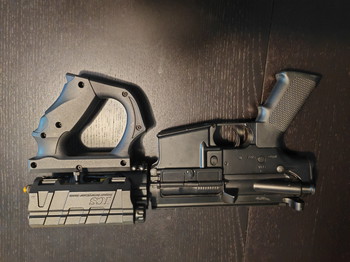 Image 3 pour ICS AEG M4 short muzzle ideal for CQB with box