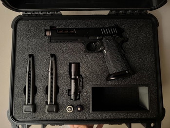 Afbeelding 2 van Hi-Capa STI DVC 2011 Build with GUNSMITH BROS KIT