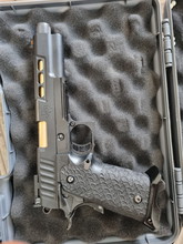Afbeelding van EMG / STI INTERNATIONAL DVC 3-GUN 2011