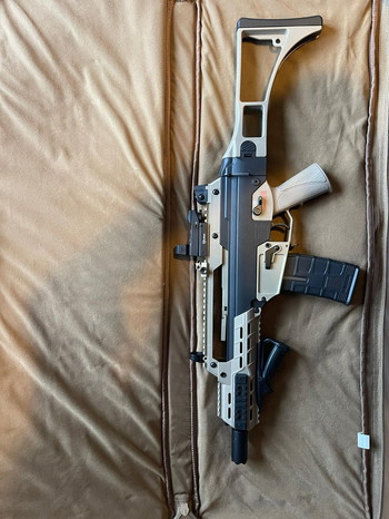 Image 2 for ICS G33F two tone inclusief 2 batterijen en magazijn