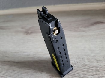 Afbeelding 3 van 3 Umarex Glock 19 magazijnen met paddle holster