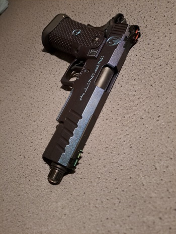 Imagen 3 de Full custom cerakoted 5.1 sighttracker hi capa