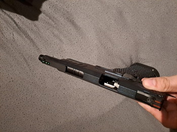 Imagen 6 de Full custom cerakoted 5.1 sighttracker hi capa