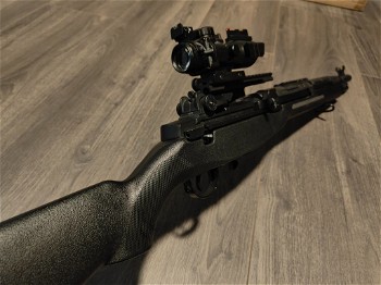 Afbeelding 3 van M14 with upgrades, mags and scope