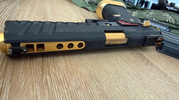 Imagen 4 de Hi-Capa set Semi-Auto & Full Auto switch.