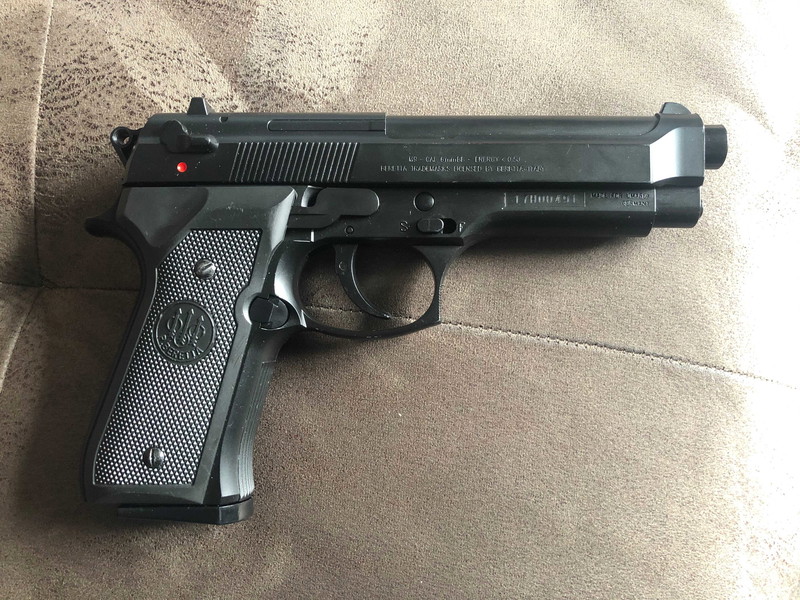 Image 1 for Beretta M9 Airsoft spring gun