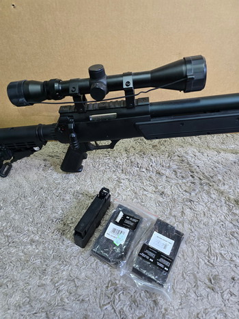 Image 2 for Sniper met kijker, bipot en extra mag's