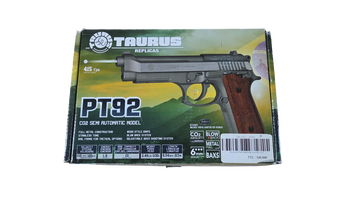 Image 4 pour KWC & Cybergun - Taurus PT92 CO2 GBB