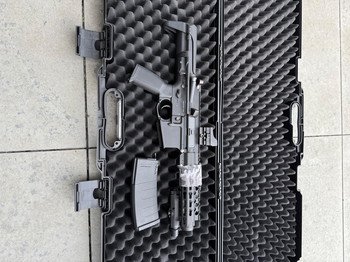 Image 2 pour KWA VM4 RONIN 10 SBR AEG 2.5 vol vermogen replica karabijn Zwart - As good as new