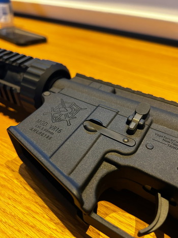 Imagen 3 de AEG || VFC MOD. VR16 / M4 SERIES FULL METAL || with accessories