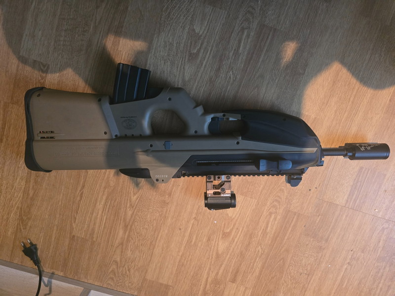 Afbeelding 1 van Cybergun f2000 by G&G