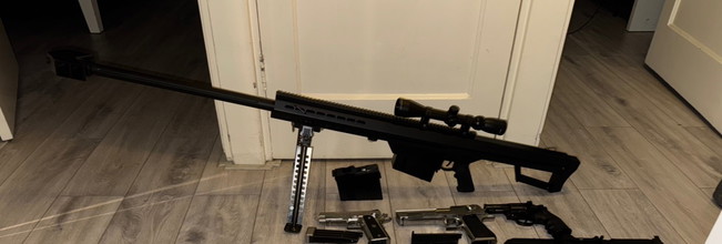 Afbeelding van Snow wolf Barrett m82a1 aeg full metal + gratis dan wesson revolver