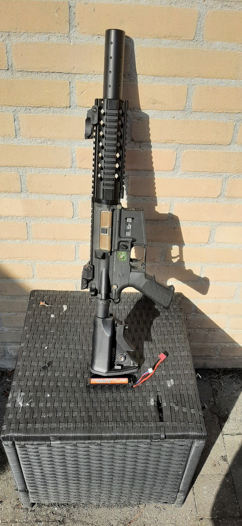 Image 1 for Mooie M4 voor beginner, CQB model inclusief demper.