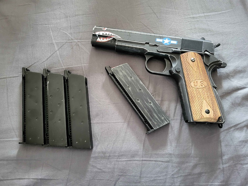 Imagen 1 de Colt 1911 Cybergun gaz blowback + 3 chargeur