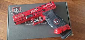 Imagen 2 de Deadpool style Glock 17.