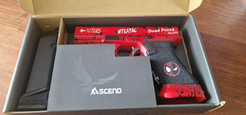 Imagen 3 de Deadpool style Glock 17.