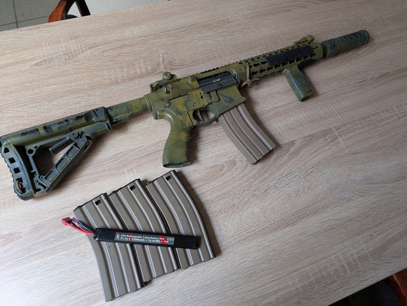Image 1 pour G&G CM16 SRL (4 mags/Prerun mofset/Battery)