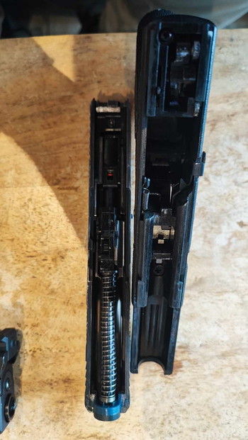 Image 4 for 2 x Glock + 2 x Glock Extended Magazine