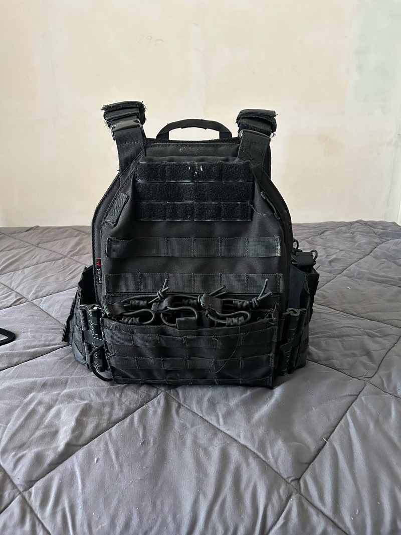 Afbeelding 1 van Yakeda black tactical plate carrier 1000D