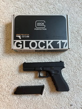 Bild für Neuwertige Glock 17 Gen 4 GBB 1 joule