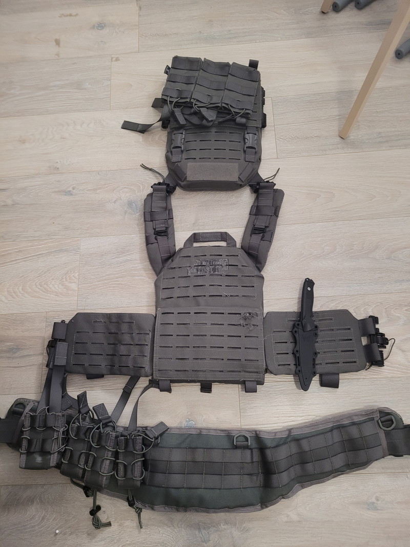 Bild 1 für Invader Gear Set Grey