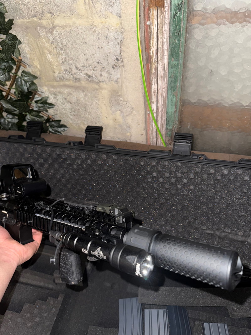 Image 1 for DANİEL DEFENDS MK18