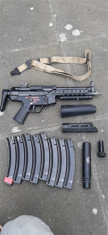Image 4 for WE (Apache) MP5A3 + extra's