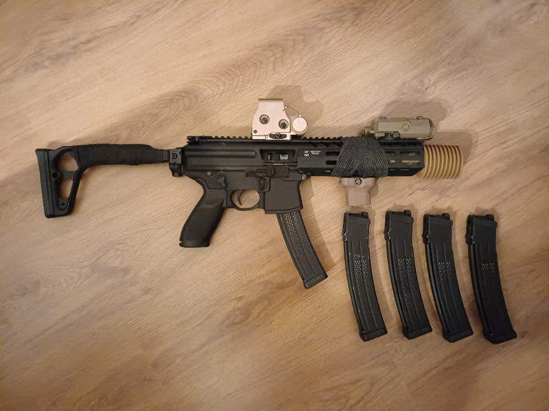 Image 1 for APFG (VFC) MPX GBB | INCL. UPGRADES, ACCESSOIRES & EXTRA MAGS