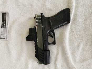 Image 4 for Glock 17 gen 4 met extra's